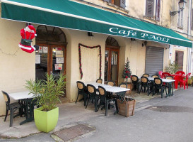 Cafe Paoli outside