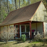 Village De La Combe Location De Chalets A Domme En Perigord Noir Piscine Chauffee Et Couverte Exterior