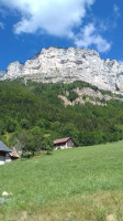 La Ferme De L'ours outside