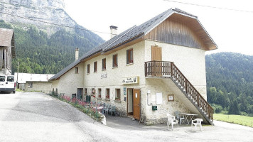 La Ferme De L'ours outside