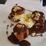 Le Domaine De La Tour Groupe Hebergement Reception Loire Comida