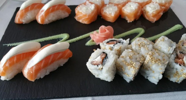 Sushi Roll food