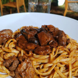 Le Cyrnos Nourriture