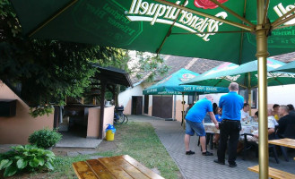 Hostinec U Burivalu Extérieur