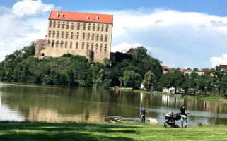 Obcerstveni U Zraloka Extérieur