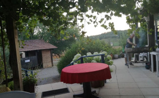 Camping Des Bastides outside