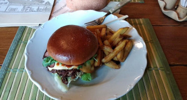 Penzion Myslivna food