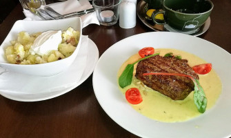 Zámecká Restaurace V Jičíně food