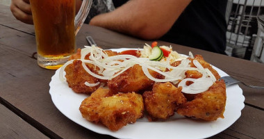 Hostinec U Matěje food