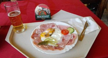 Restaurace Česká Koruna food