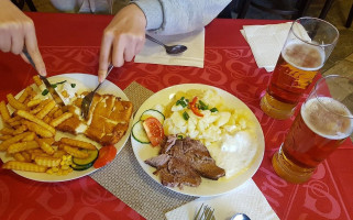 Restaurace Česká Koruna food
