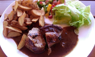 Posezení Na Náměstí Nourriture