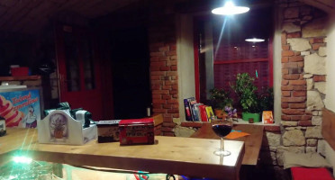 Pizzeria Sedmý Schod inside