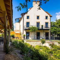 Domaine De Rymska Relais Châteaux outside