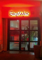 Skai Wok outside