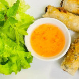 Le P'tit Vietnam food