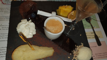 Au Caz Ou food
