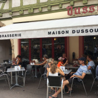 Cafe Patisserie Dussourd outside