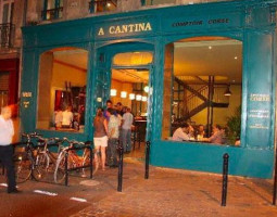 A Cantina outside