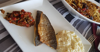 Tandem food