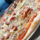 Pizzeria L'Oyat food