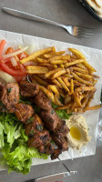 Le Phenicien food