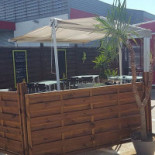 Salad'mandre Exterior