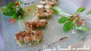 Les Coutumes food