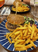 La Table 12 food