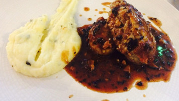Saveurs des Halles food