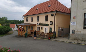 Restaurace Pod Věží Extérieur
