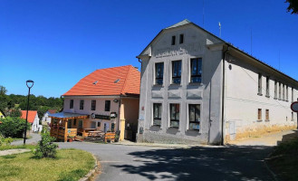 Restaurace Pod Věží Extérieur