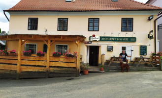Restaurace Pod Věží Extérieur