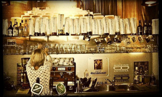 Minikino Cafe À l'intérieur