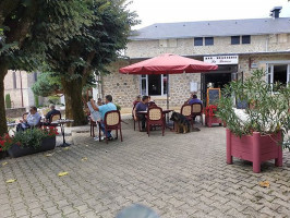 Bar Restaurant de la Bourse outside