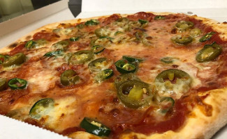 Pizza Postřižín food