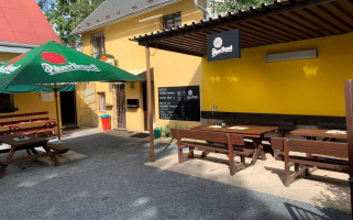 Hospoda Na Plácku Extérieur