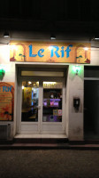 le riff outside