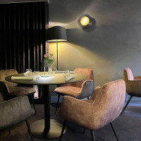 Les Plaisirs Gourmands inside