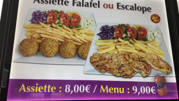 Amine Kebab food