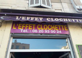 L'Effet Clochette outside