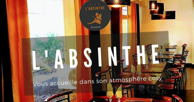 L'Absinthe inside