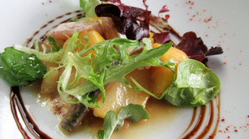 Château De La Barbinière food