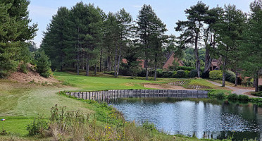 Golf D'hardelot outside