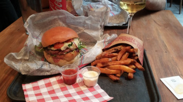 L'Hambourgeois food