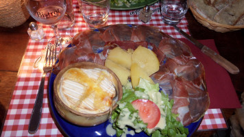 Chez Le Gaulois food