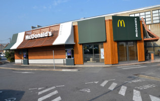 Mcdonald's outside