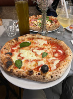 Pupetta Étienne Marcel Forno A Legna food