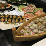 Le Comptoir Des Glaces food