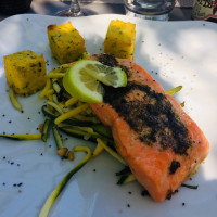 Le Saint Bonheur Comida